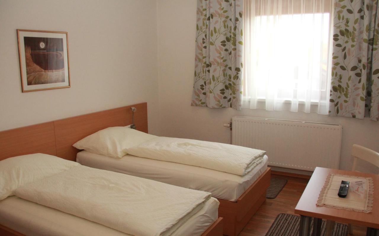 Gasthof Muehlendorfer Lanzenkirchen Kültér fotó